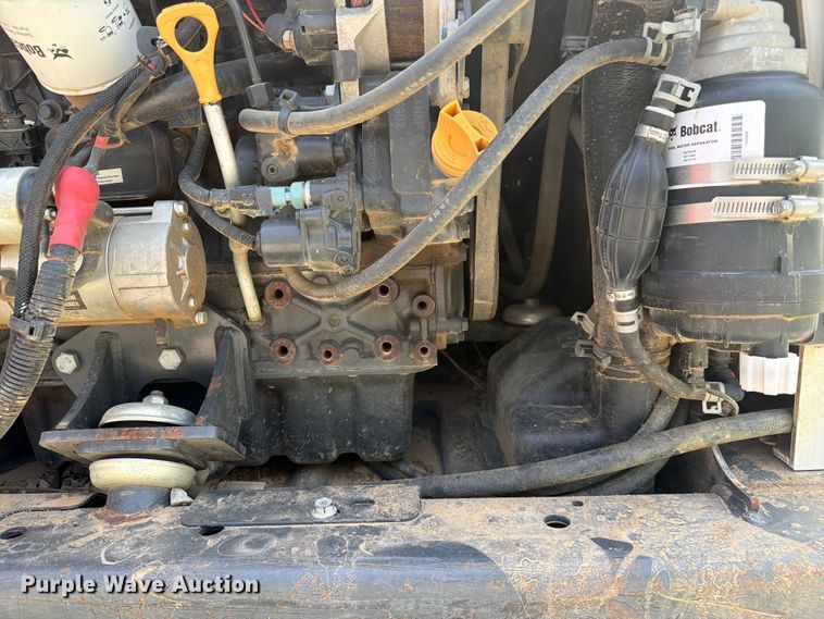 image for item FC3040 2019 Bobcat T630 tracked skid steer loader