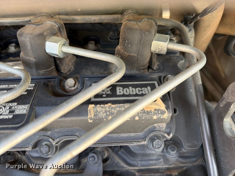 image for item FC3040 2019 Bobcat T630 tracked skid steer loader