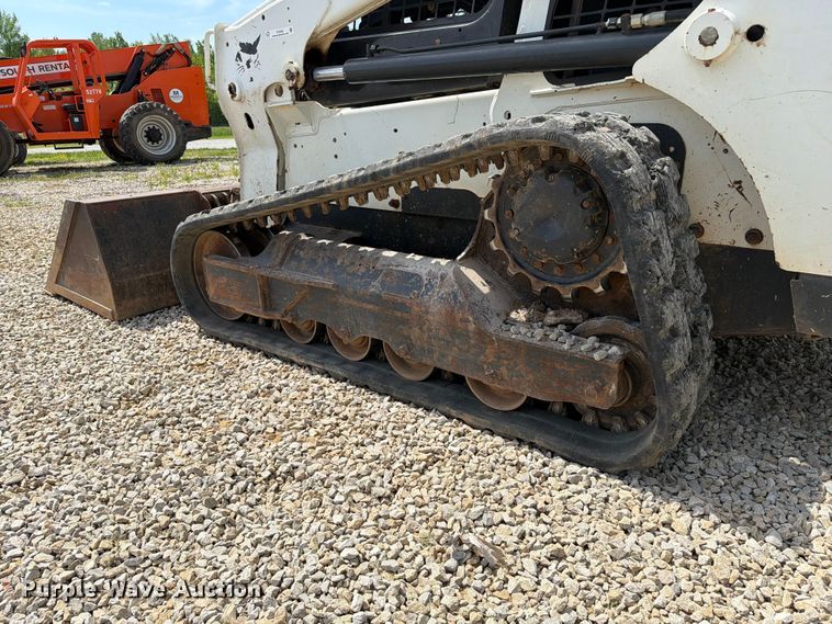 image for item FC3040 2019 Bobcat T630 tracked skid steer loader