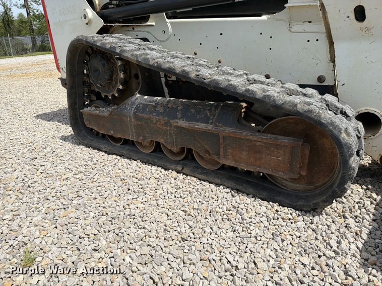 image for item FC3040 2019 Bobcat T630 tracked skid steer loader