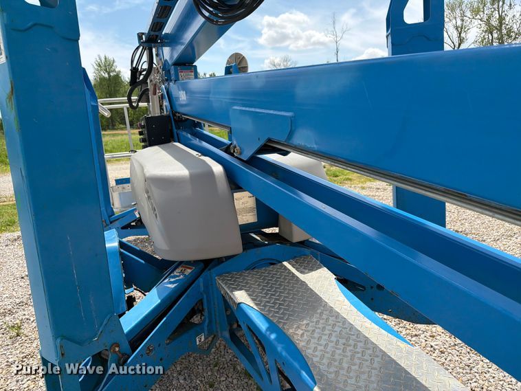 image for item FC3042 2020 Genie TX50 DC boom lift
