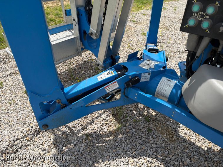 image for item FC3042 2020 Genie TX50 DC boom lift