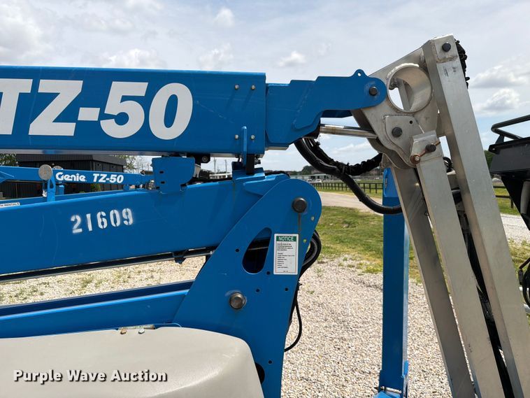 image for item FC3042 2020 Genie TX50 DC boom lift
