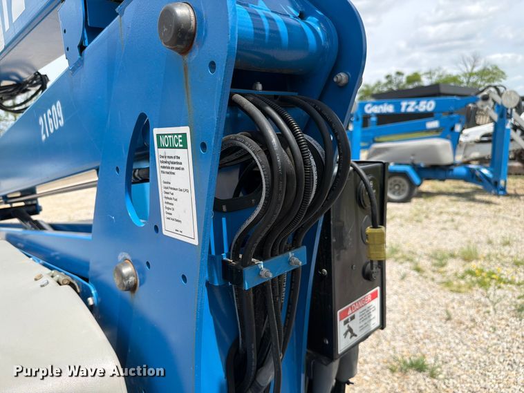 image for item FC3042 2020 Genie TX50 DC boom lift