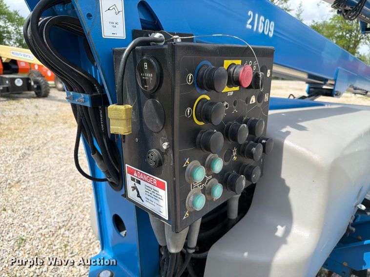 image for item FC3042 2020 Genie TX50 DC boom lift