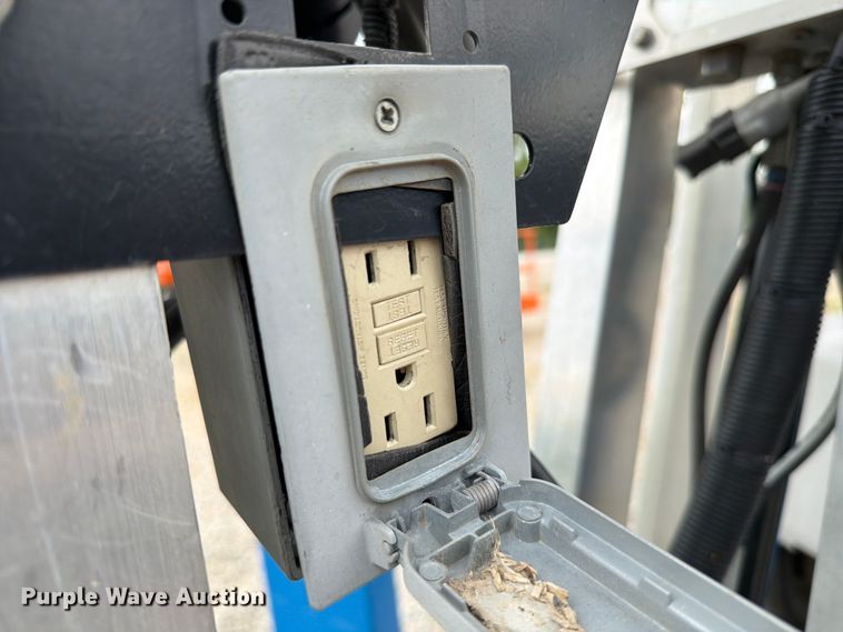 image for item FC3042 2020 Genie TX50 DC boom lift