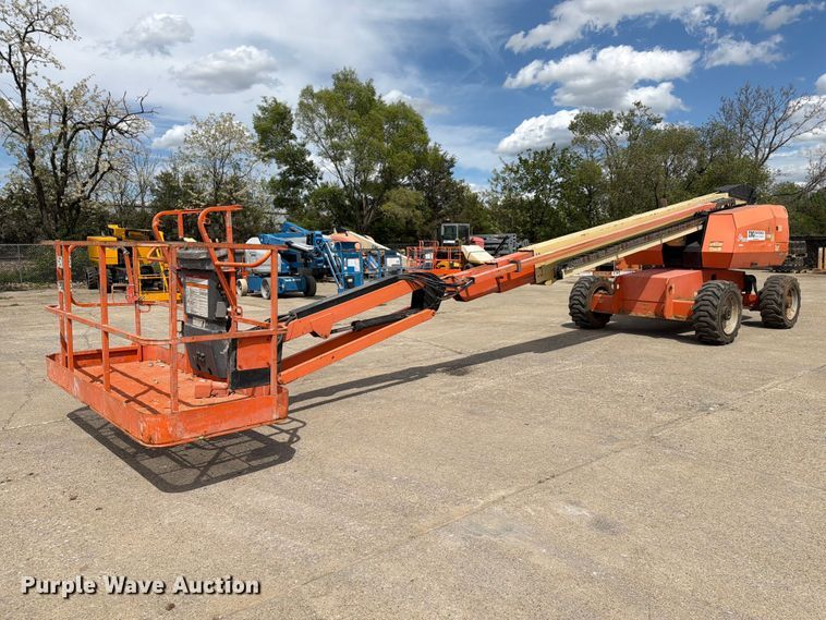 image for item FC3047 2015 JLG 660SJ boom lift