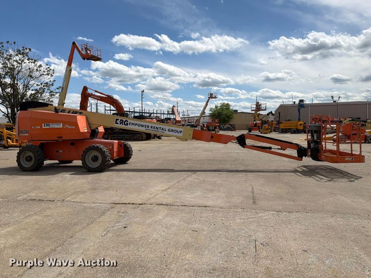 image for item FC3047 2015 JLG 660SJ boom lift