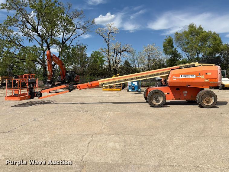 image for item FC3047 2015 JLG 660SJ boom lift