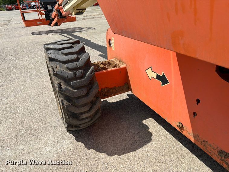 image for item FC3047 2015 JLG 660SJ boom lift