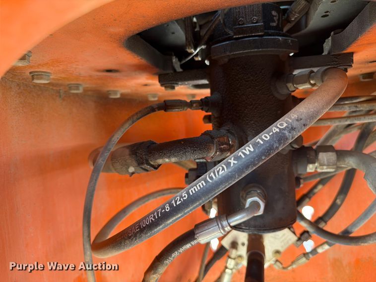 image for item FC3047 2015 JLG 660SJ boom lift