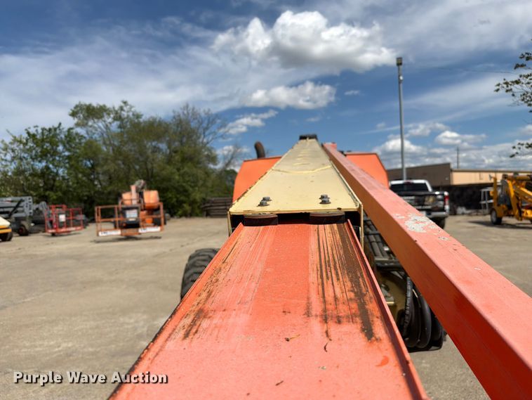image for item FC3047 2015 JLG 660SJ boom lift