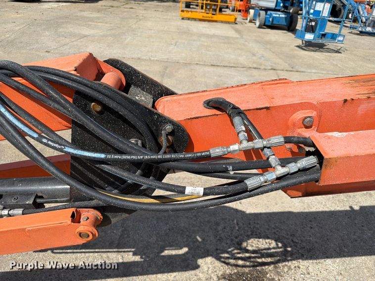 image for item FC3047 2015 JLG 660SJ boom lift