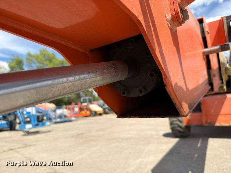 image for item FC3047 2015 JLG 660SJ boom lift