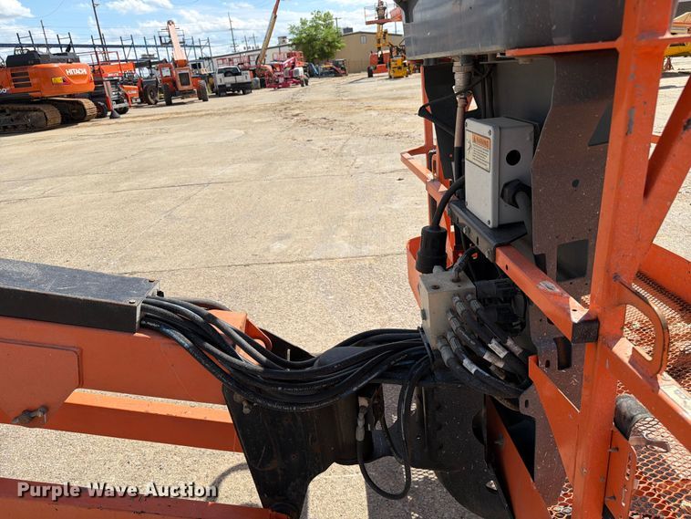 image for item FC3047 2015 JLG 660SJ boom lift