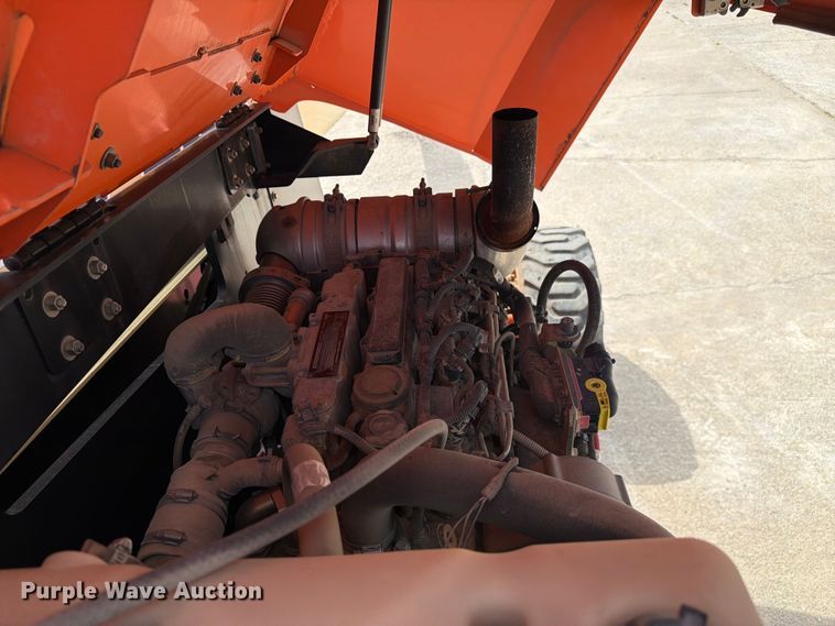 image for item FC3047 2015 JLG 660SJ boom lift