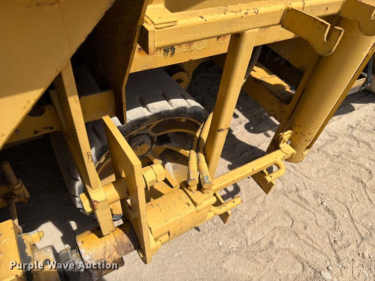 image for item FC3056 Norris paver