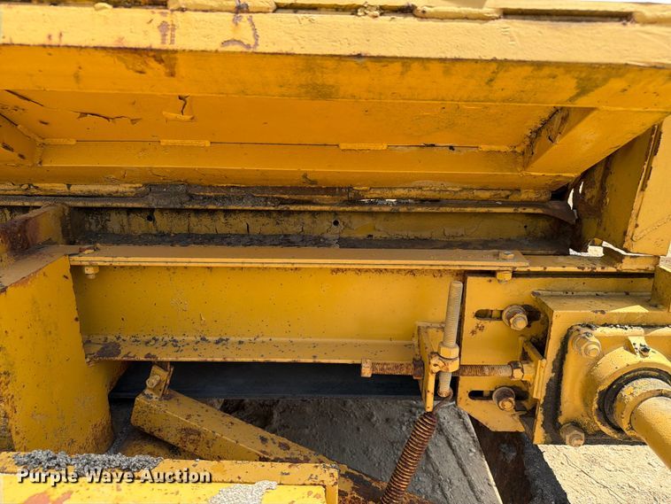 image for item FC3056 Norris paver