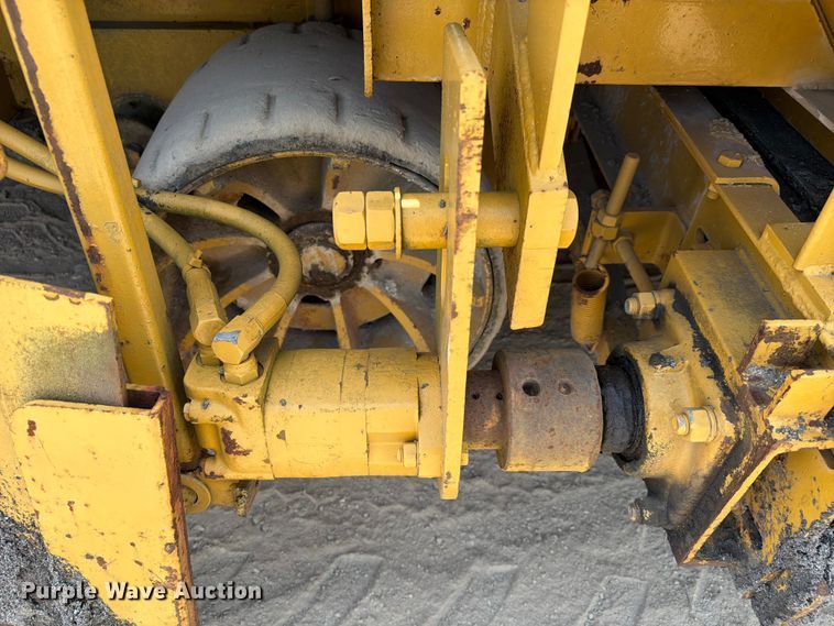 image for item FC3056 Norris paver