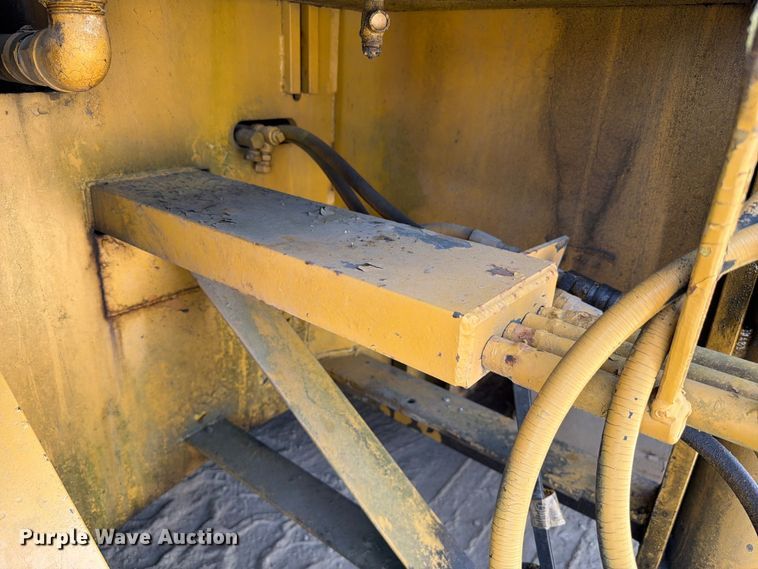 image for item FC3056 Norris paver