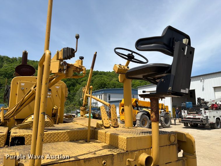 image for item FC3056 Norris paver