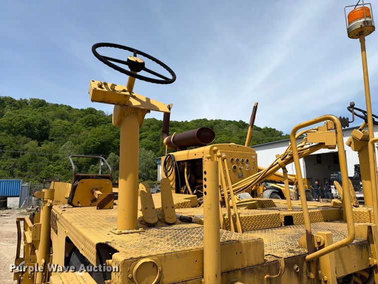 image for item FC3056 Norris paver