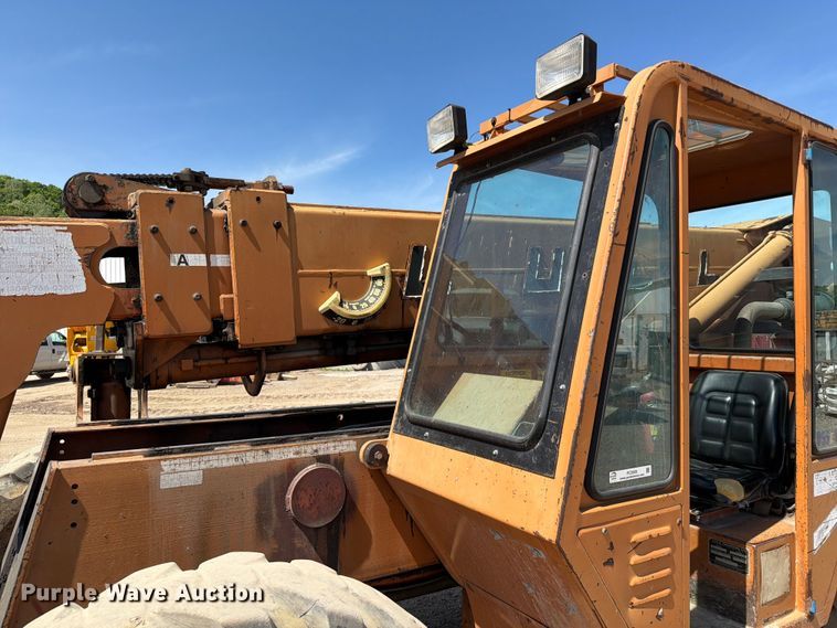 image for item FC3059 1995 Lull 844C-42 telehandler