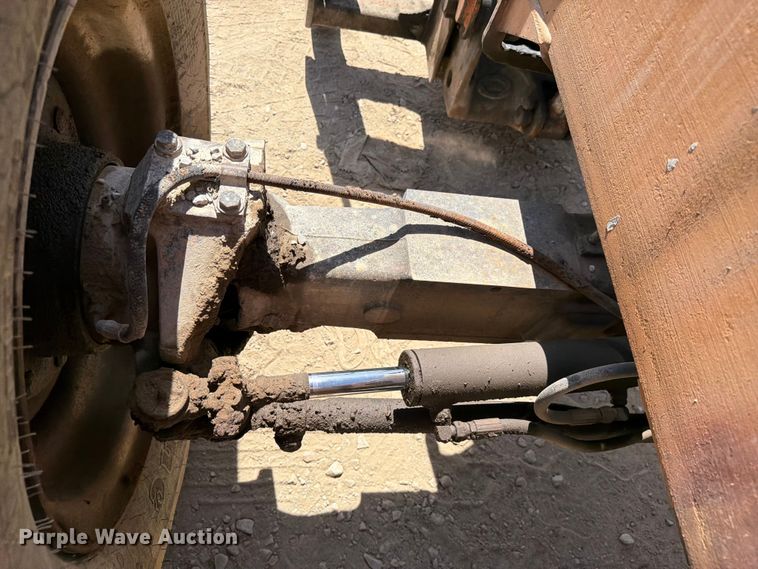 image for item FC3059 1995 Lull 844C-42 telehandler