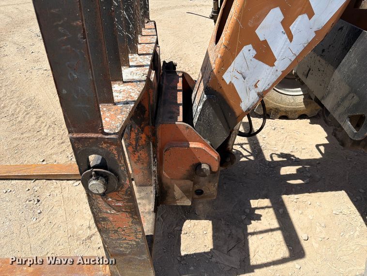 image for item FC3059 1995 Lull 844C-42 telehandler