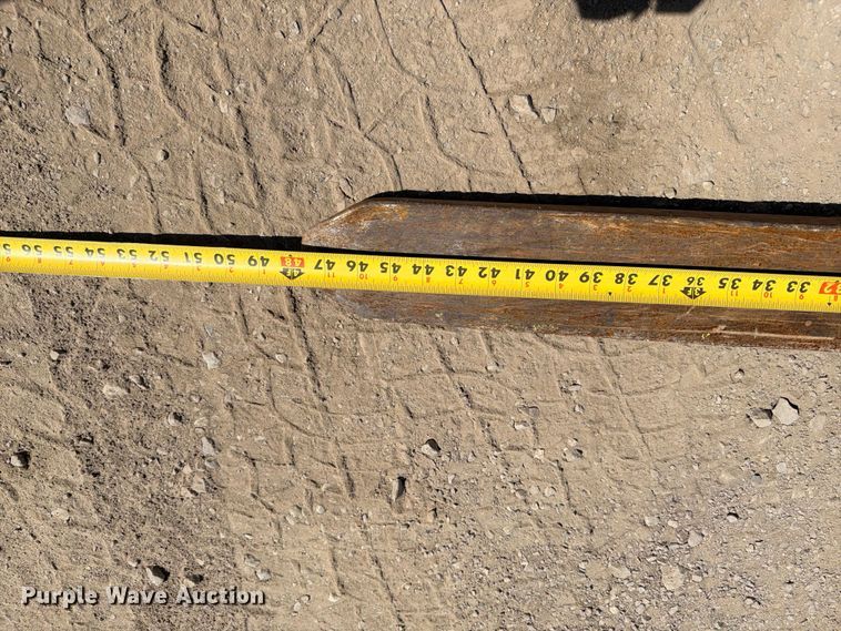image for item FC3059 1995 Lull 844C-42 telehandler