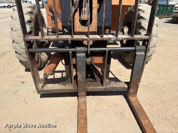 image for item FC3059 1995 Lull 844C-42 telehandler