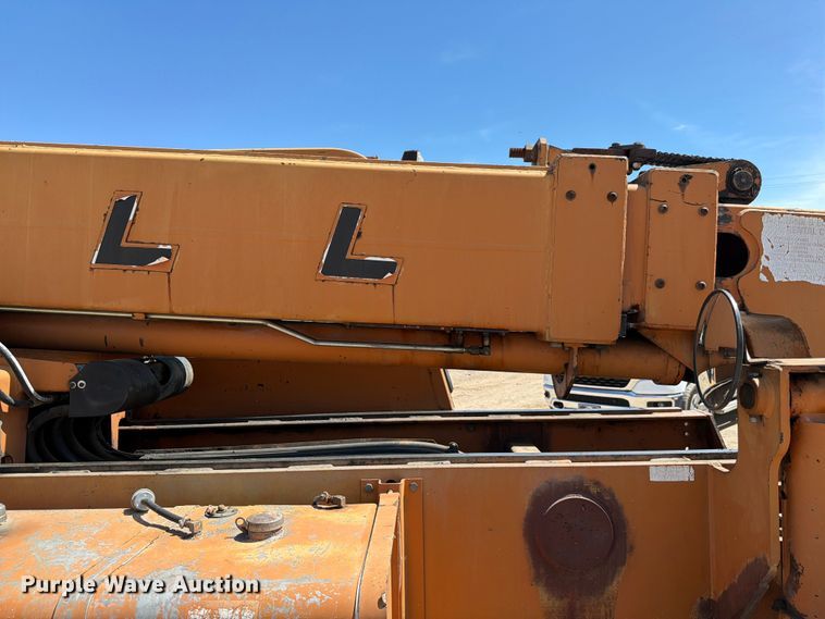 image for item FC3059 1995 Lull 844C-42 telehandler