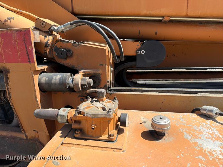 image for item FC3059 1995 Lull 844C-42 telehandler