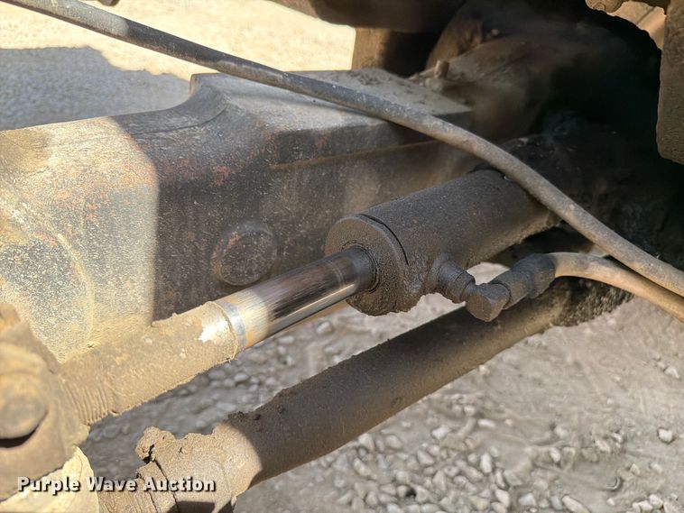 image for item FC3059 1995 Lull 844C-42 telehandler