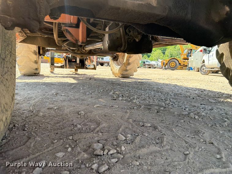 image for item FC3059 1995 Lull 844C-42 telehandler