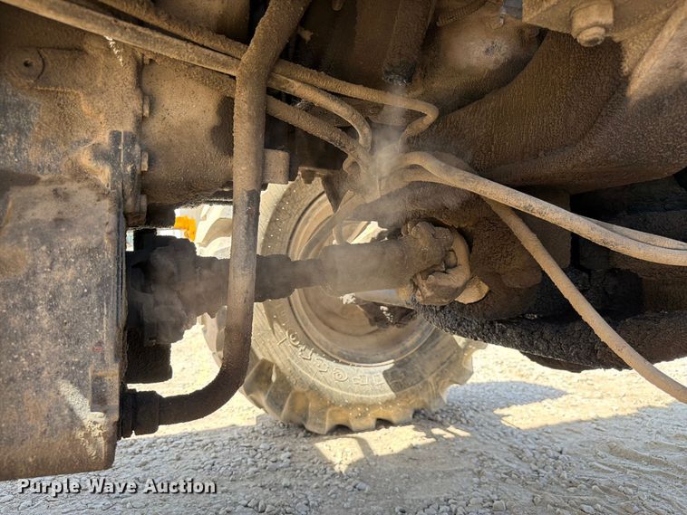 image for item FC3059 1995 Lull 844C-42 telehandler