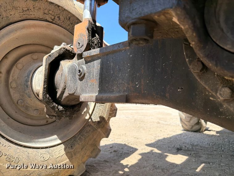 image for item FC3059 1995 Lull 844C-42 telehandler