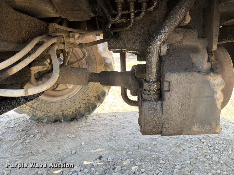 image for item FC3059 1995 Lull 844C-42 telehandler