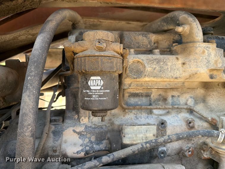 image for item FC3059 1995 Lull 844C-42 telehandler