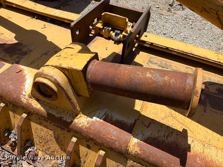 image for item FC3060 Caterpillar dozer blade