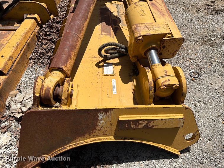 image for item FC3060 Caterpillar dozer blade
