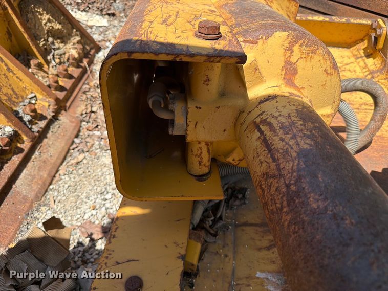 image for item FC3061 Caterpillar dozer blade