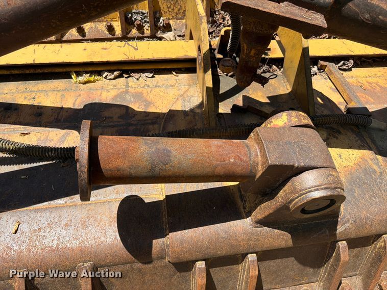 image for item FC3061 Caterpillar dozer blade