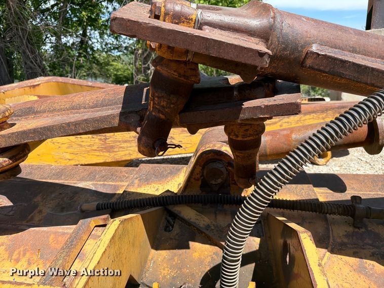 image for item FC3061 Caterpillar dozer blade