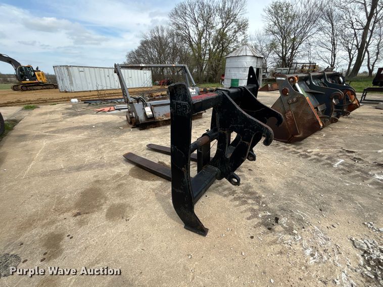 image for item FC4571 Wheel loader forks