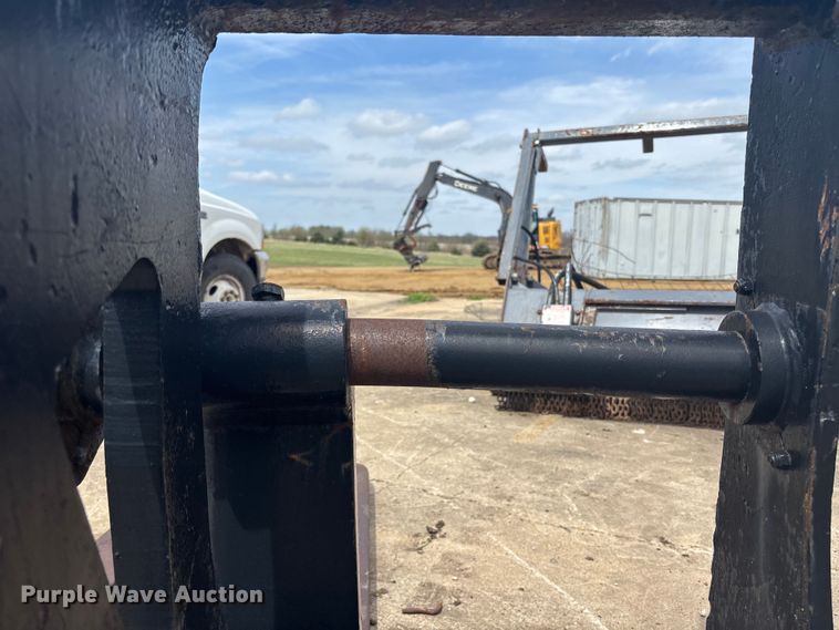 image for item FC4571 Wheel loader forks