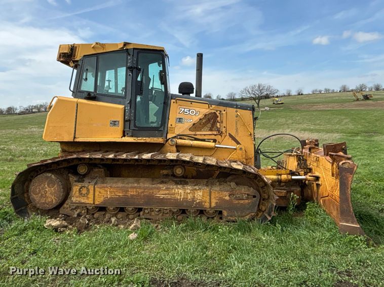 image for item FC4574 2010 John Deere 750J LGP Dozer