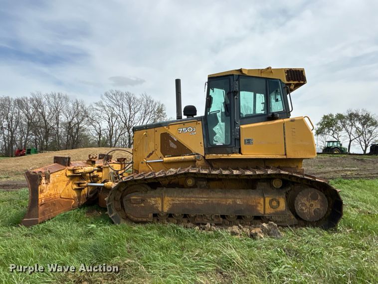image for item FC4574 2010 John Deere 750J LGP Dozer