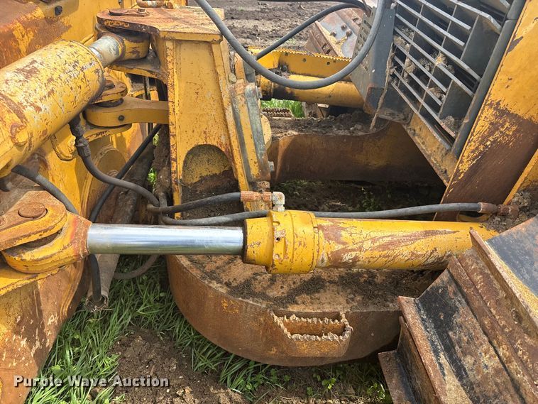 image for item FC4574 2010 John Deere 750J LGP Dozer