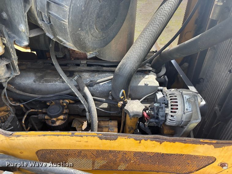 image for item FC4574 2010 John Deere 750J LGP Dozer